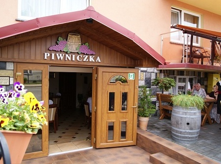 Restauracja PIWNICZKA u Jerzego Waśkowskiego 