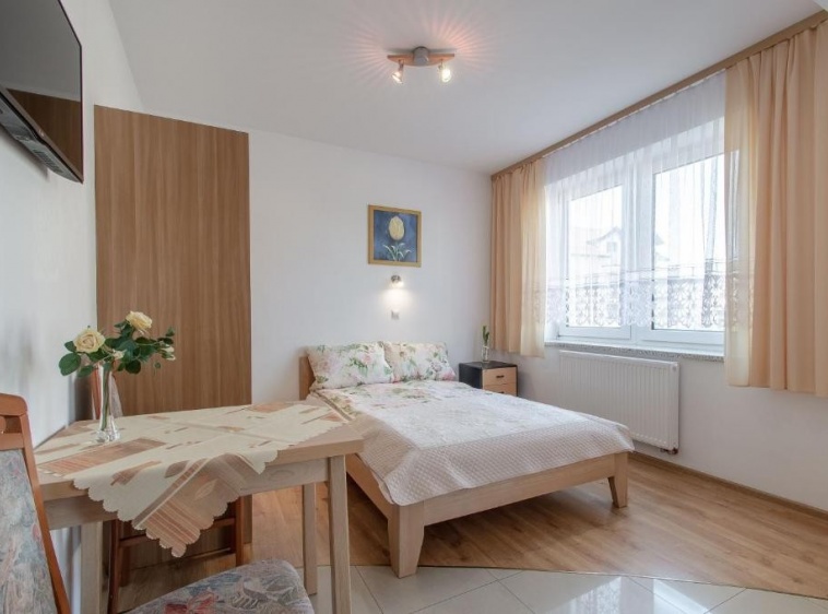 Apartamenty i pokoje Ara ?v=1.0