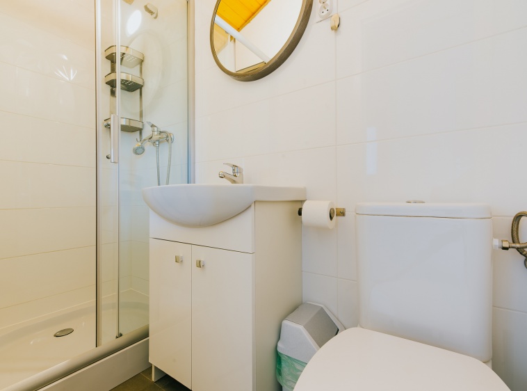 Pokoje i apartamenty ALEXANDRIA z basenem 