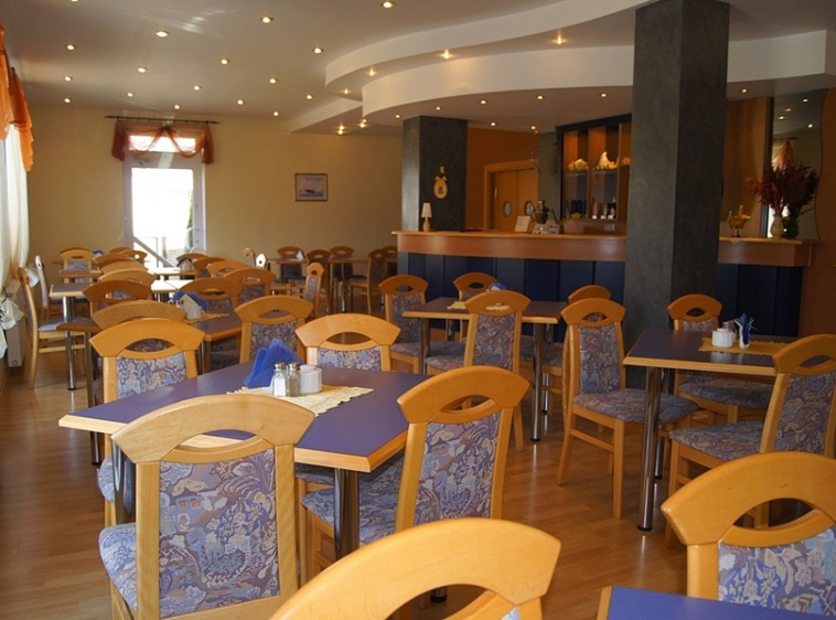 Pensjonat BATORY Gastronomia