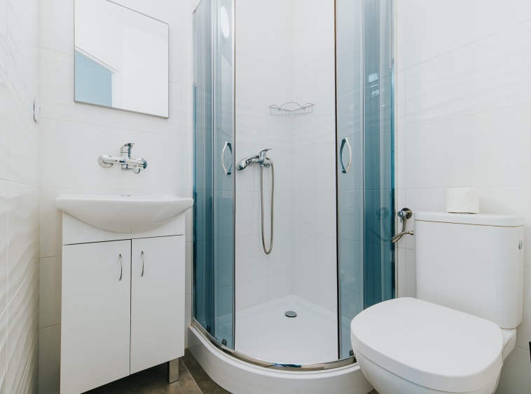 Pokoje i apartamenty ALEXANDRIA z basenem 