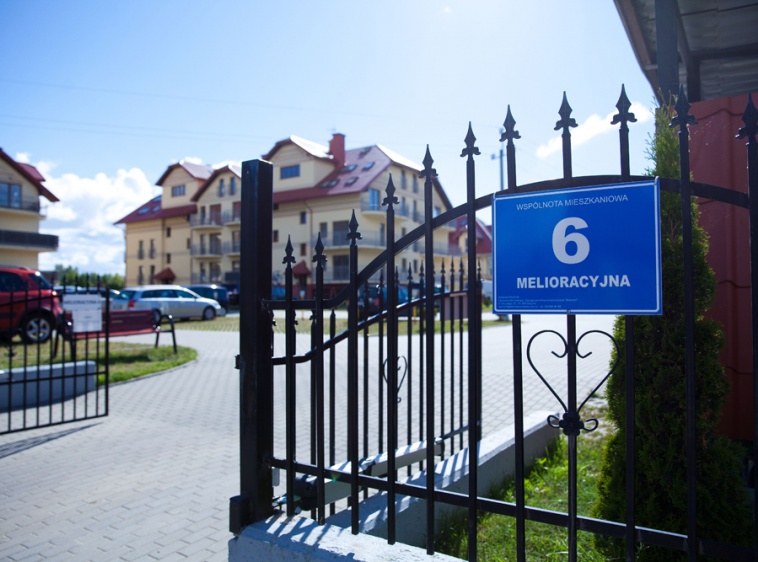 Apartament Wschodni Brama wjazdowa