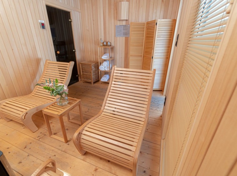 M2 Summer House 