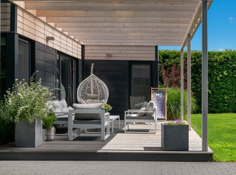 M2 Summer House 