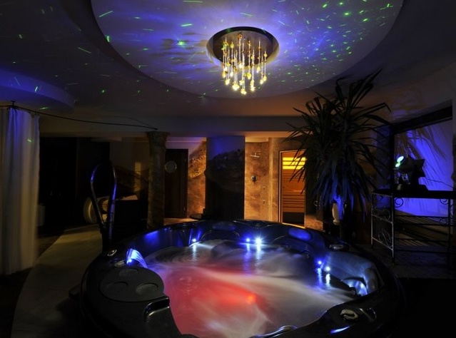 Willa Złota SPA - jacuzzi