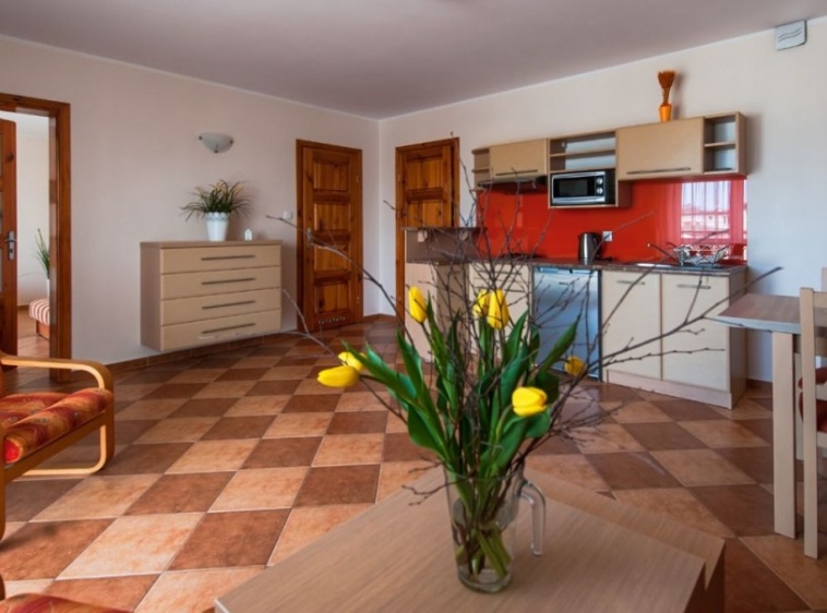 Pokoje, apartamenty, domki Krysia 