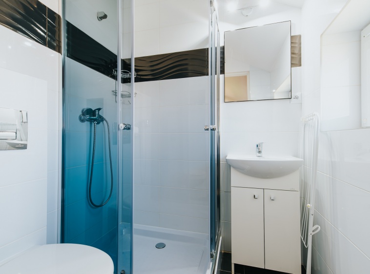 Pokoje i apartamenty ALEXANDRIA z basenem 