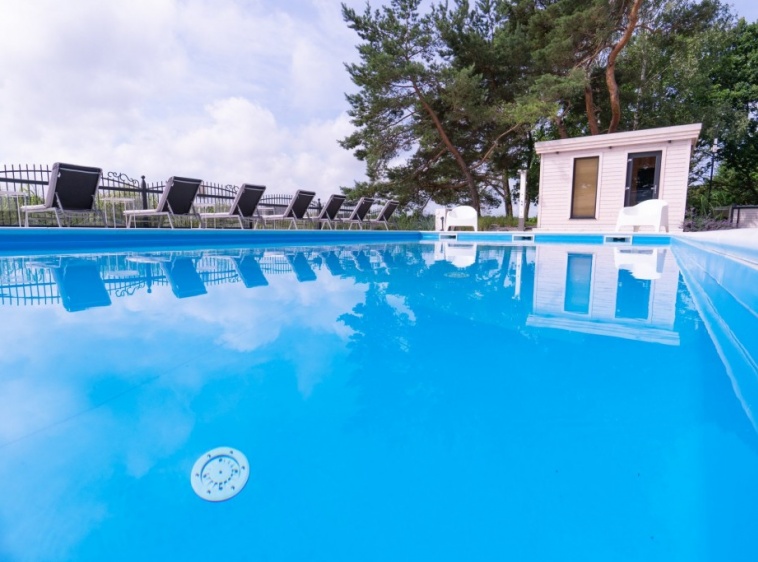 M2 Summer House 