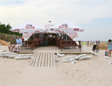 Namiot  Żywiec na plaży 