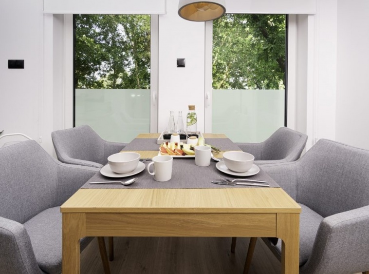 M2 Summer House 