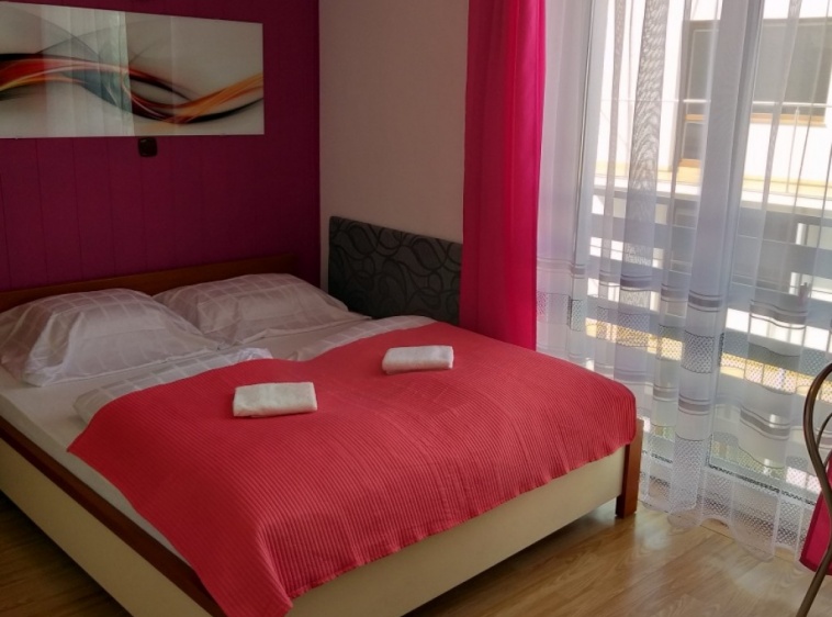 Pokoje na Tęczowej u Bożeny Pokój 2 osobowy - 2 piętro ?v=1.0