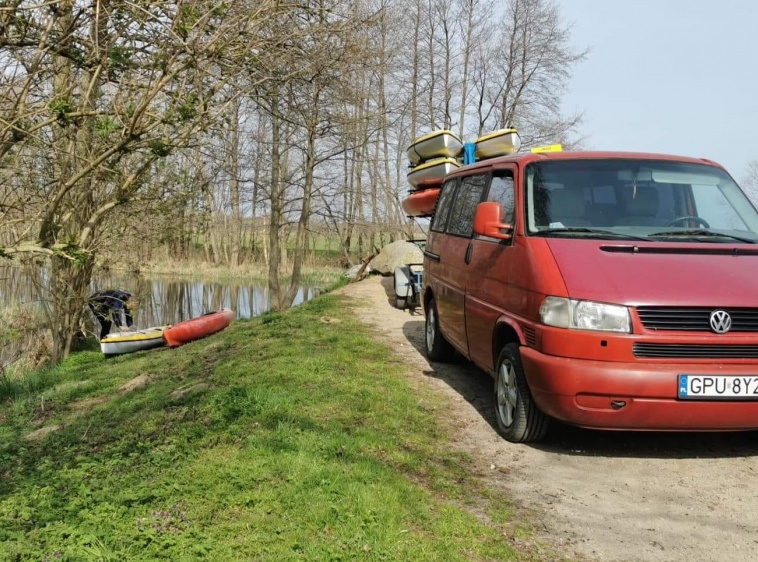 Spływy kajakowe Adventure Piaśnicą do morza - Dębki 